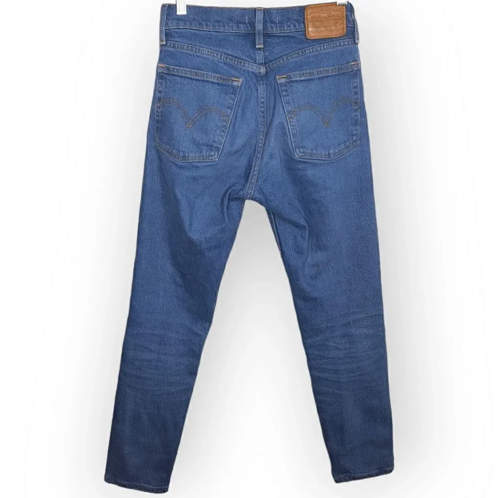 Levi's Premium Wedgie Jeans size 24